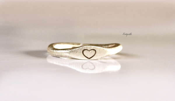 Silber Ring Herz / Ring für Verliebte / Geschenk für Sie / Hochzeitsgeschenk / minimalistischer Schmuck / Valentinstag Geschenk